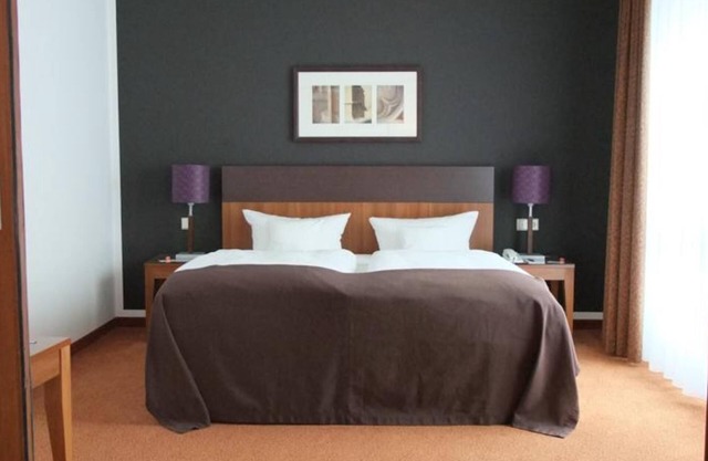 Doppelzimmer Standard - Dorint Hotel am Dom Erfurt