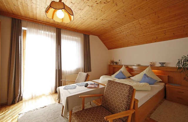 Doppelzimmer "Talblick" - Haus Erika Grundner