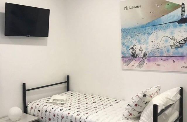 Double Room w/ 2 single beds and Pool by HostWise Arvore