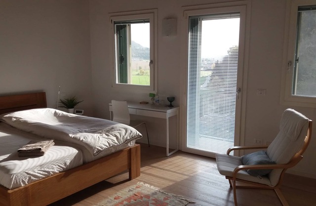 Doppelzimmer mit Balkon und Aussicht - privates Badezimmer