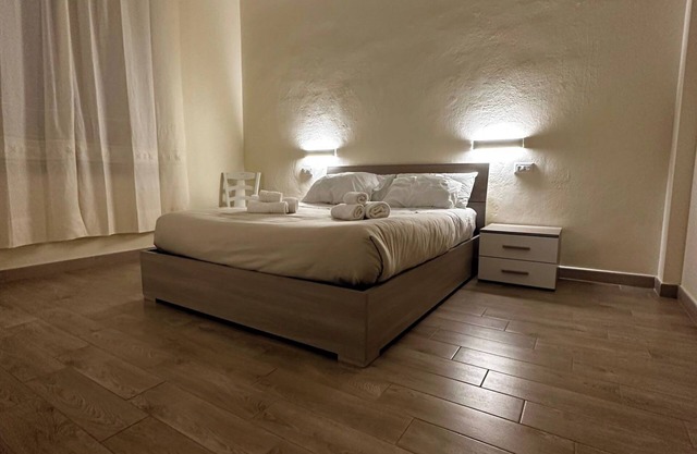 Doppelzimmer mit eigenem Bad für Behinderte in Terralba (Oristano) – Olivenbaum