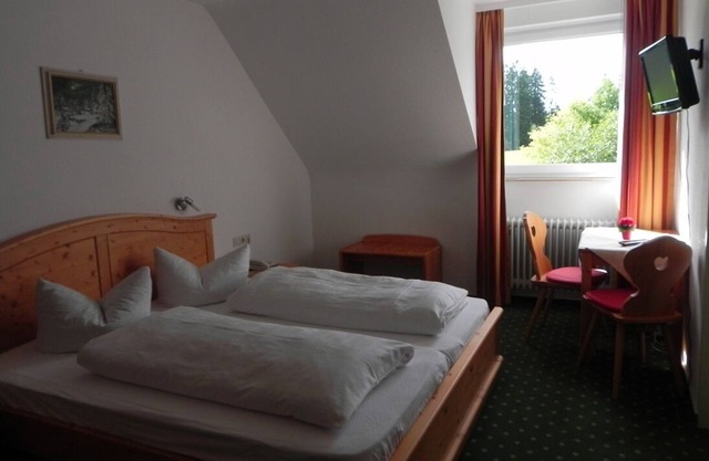 Doppelzimmer mit Dusche und WC