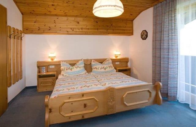 Doppelzimmer mit Dusche, WC - Oberzaishof