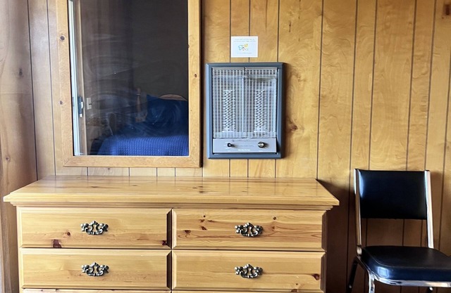 Double Twin Room with kitchenette, Flaming Gorge