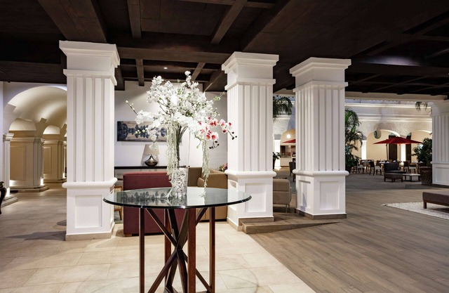 DoubleTree by Hilton Toluca