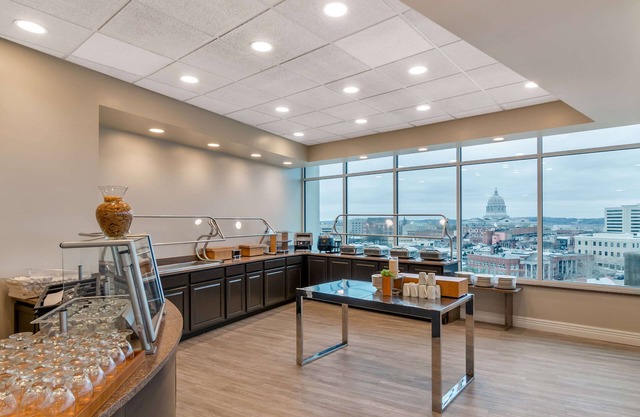 DoubleTree by Hilton Hotel Jefferson City