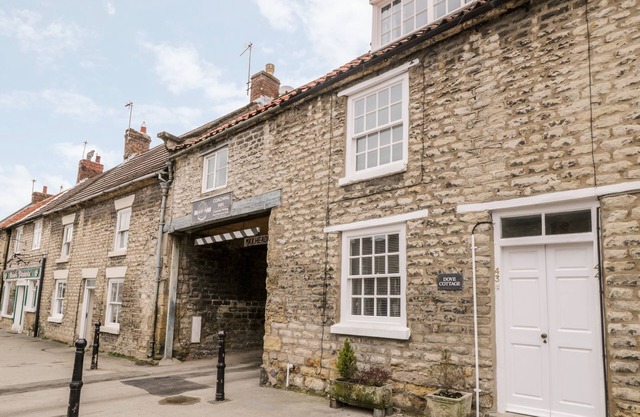 Dove Cottage, PICKERING