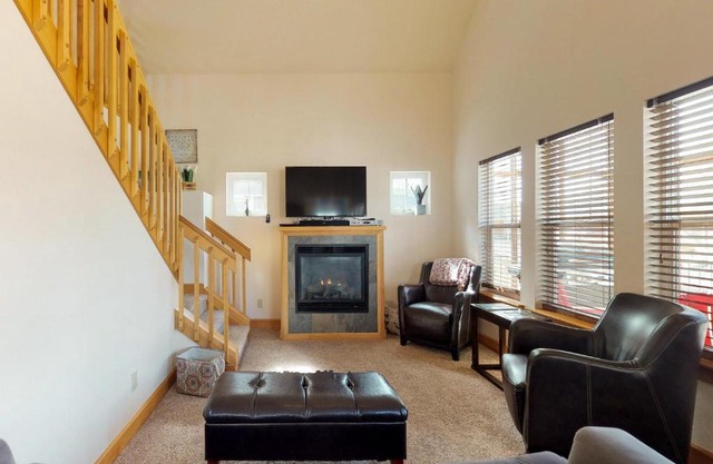 Dover Bay Home