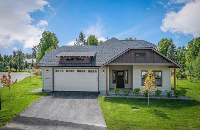 Dover Bay | Marina | 3 Bed, 2 Bath