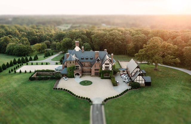 Dover Hall - Bed & Breakfast in a Castle with Gourmet Dinner