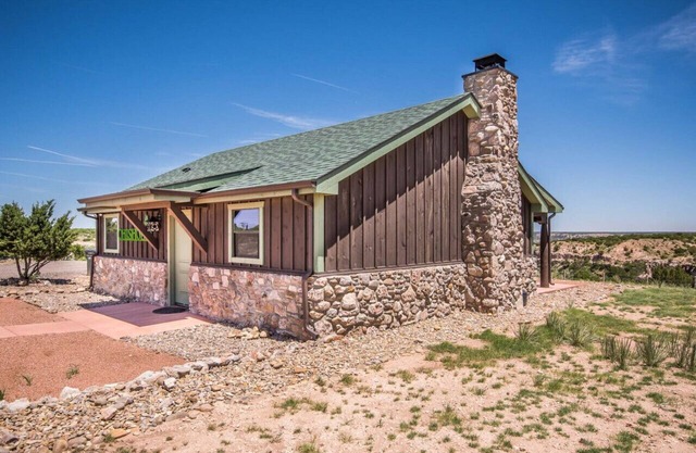 Doves Rest Cabins - Chisholm, am Nordrand