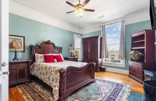 Downtown Anderson Stay | Queen Bed + Event Space