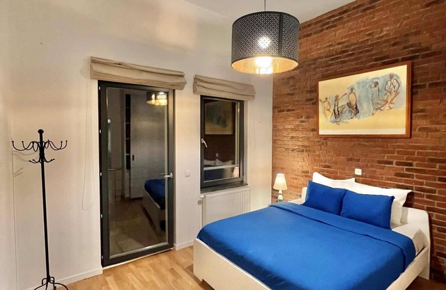 Downtown apartment