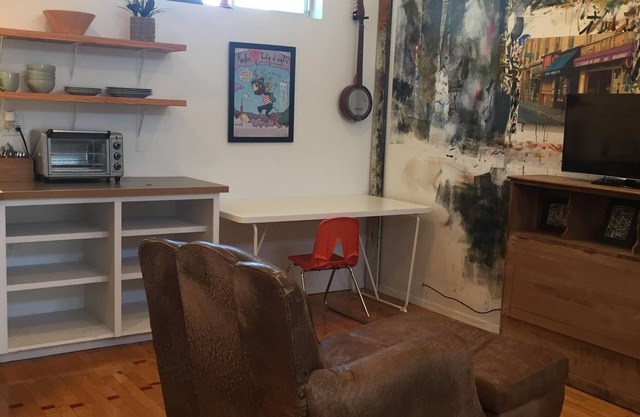 Downtown Art Studio Apartment