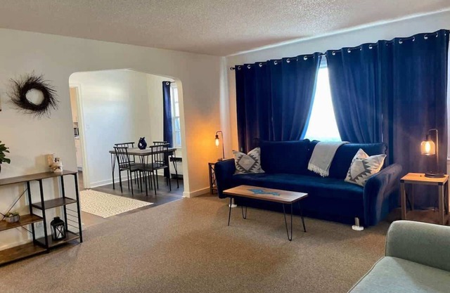 Downtown "Blue Room" at Villages on Aurora