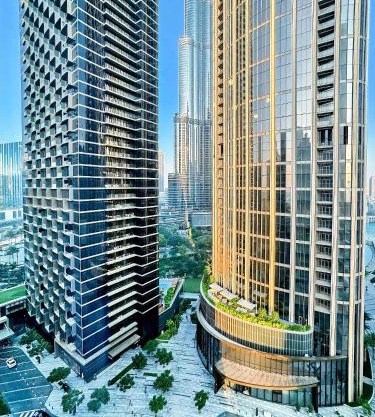 Downtown Burj Khalifa & Fountains views 10 min walking to Dubai Mall - Stand Point Tower