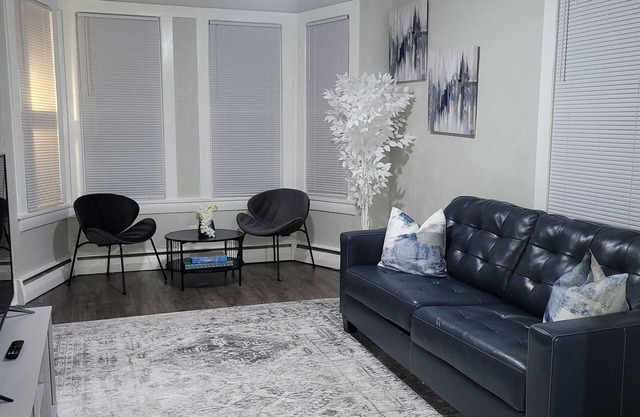 Downtown Delight: 1BR Near Asbury Park Beach
