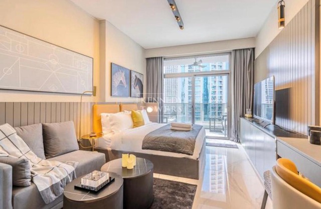 Downtown Dubai MAG 318