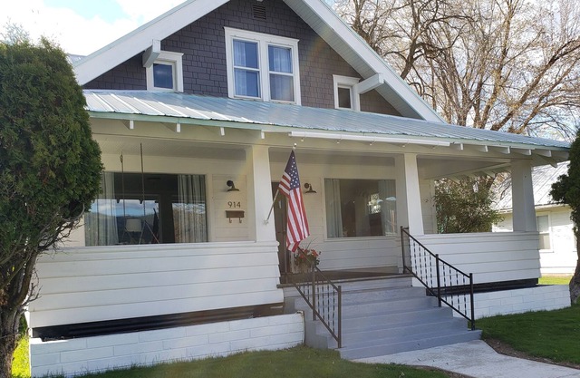 Downtown Family Friendly Home