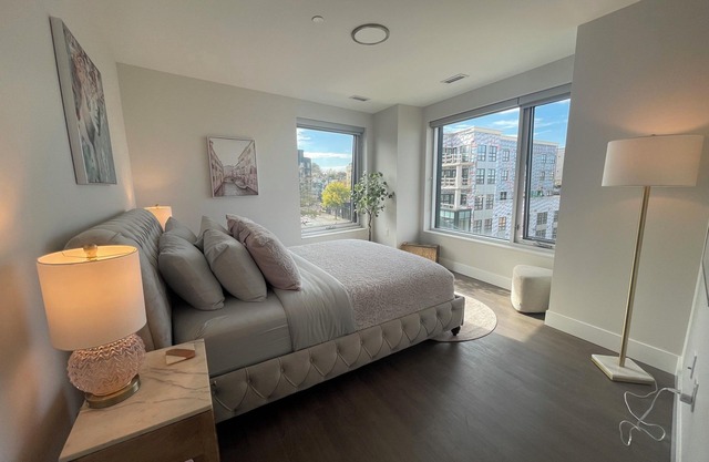 Downtown Halifax, spotless & modern 2 BR, 2 BATH in the heart of it all.