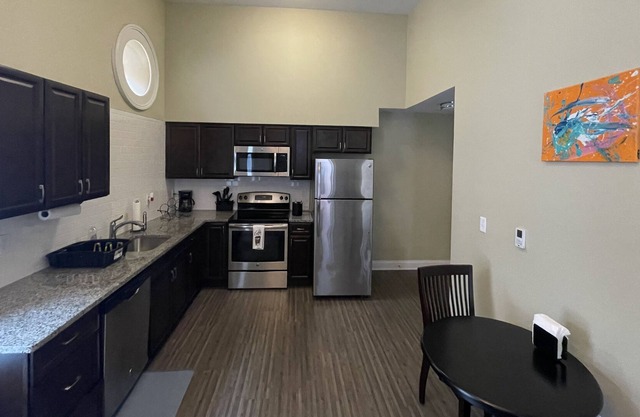 Downtown Hartford Apartment!