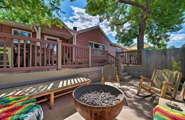 NEU! Sheridan Avenue Cottage