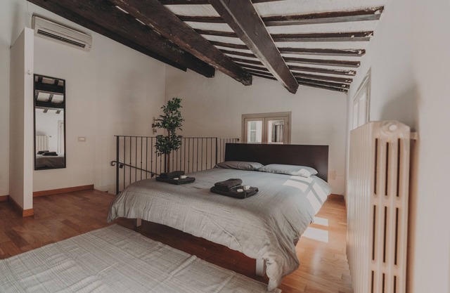 [Downtown] House with parking 5 minutes walk from downtown