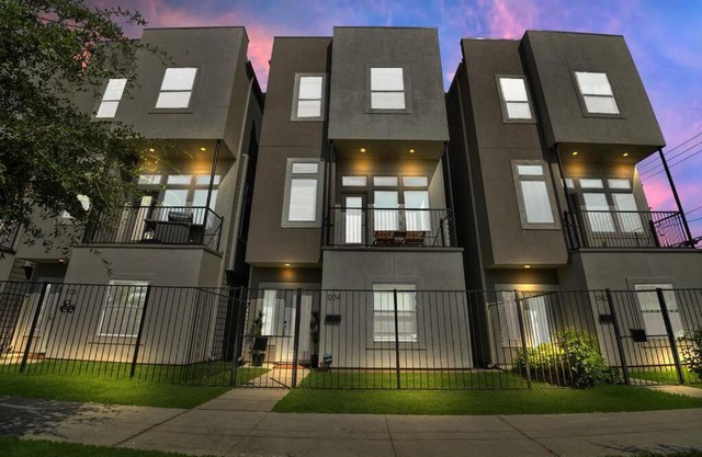 Downtown Houston - 6 Beds - Free Wi-Fi - Free Parking - Sleeps 15