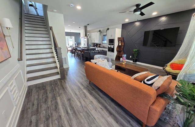 Modern Home Near Downtown/Indy Motor Speedway