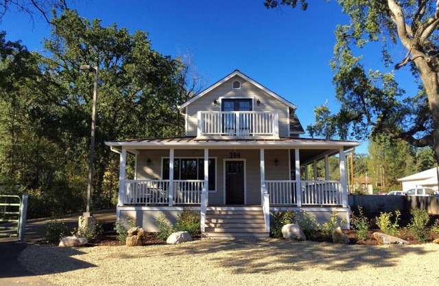 Downtown Location, Uptown Elegance! Re-Modeled “Murphys Original School House"
