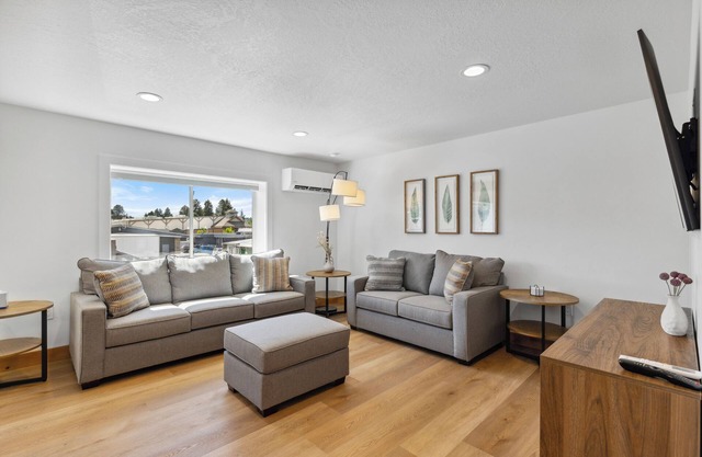 New! Brand new Downtown Loft 205 - Lake views, half block from lake, restaurants, and shopping