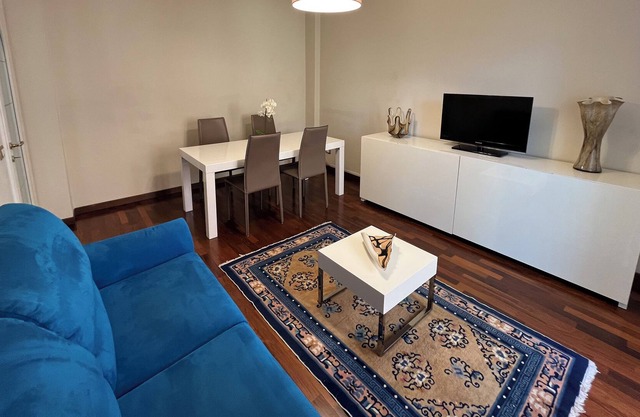 [Downtown] Luxurious Apartment