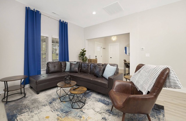Downtown Modern Living!