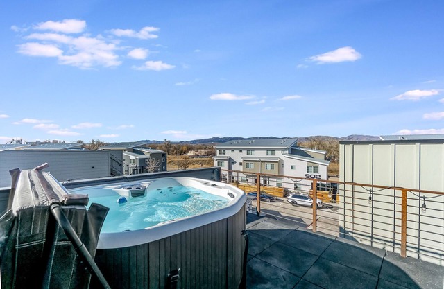 Downtown Mountain View Guesthouse - Neubau!