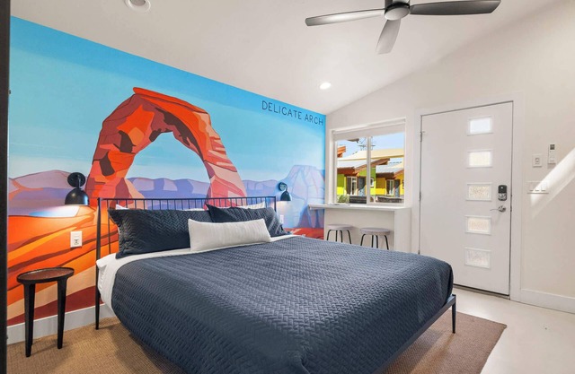 Downtown - Newly Remodeled Stylish Studio #3