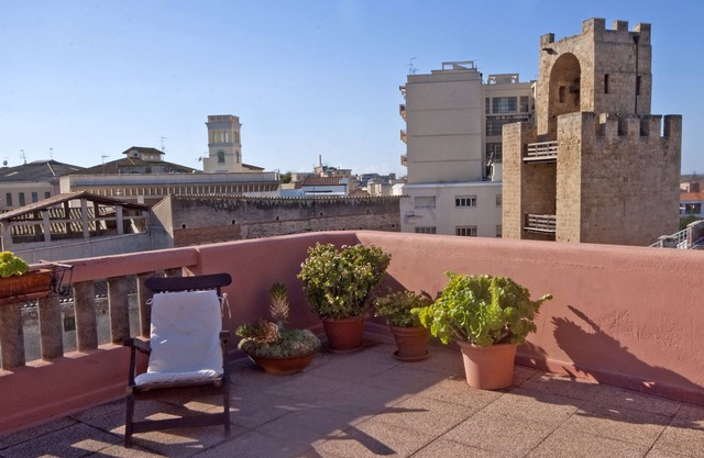 Penthouse in der Innenstadt mit Blick auf den Turm - Gemütliches Penthouse mit Blick auf den Turm