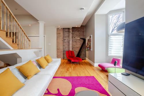 Downtown Retreat with Modern Comfort