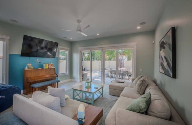 Downtown Sarasota Home w/Yard + Firepit