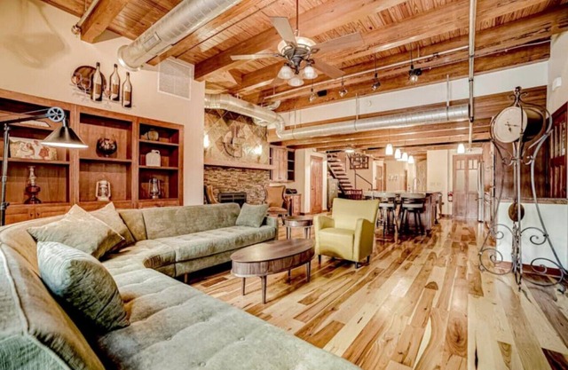 Downtown Stilwater, Riverview Condo
