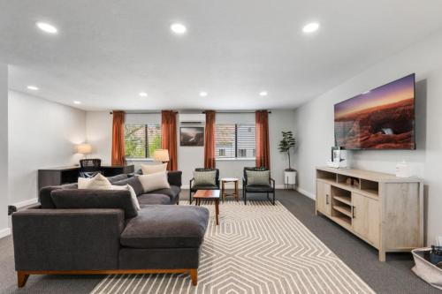 Downtown Urban Hideaway New Listing