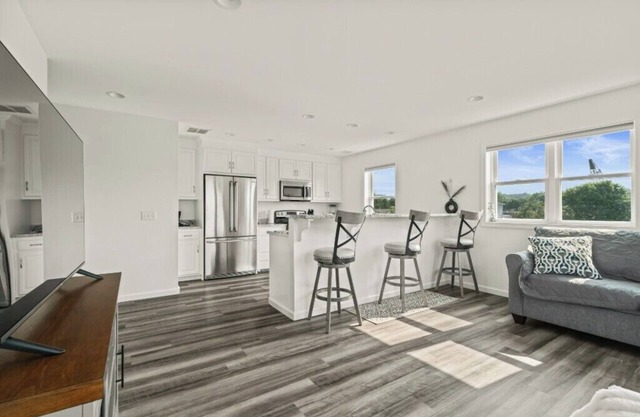 Downtown Westerly Getaway Near Beaches & Mystic!