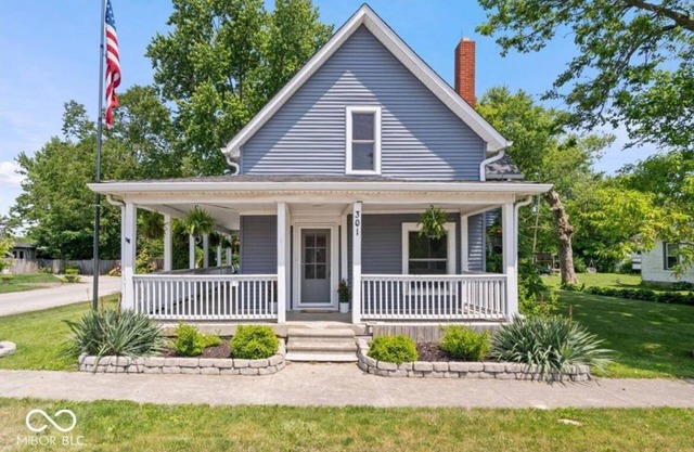 Downtown Whitestown Retreat with King Suite, Private Pool & Spacious Backyard