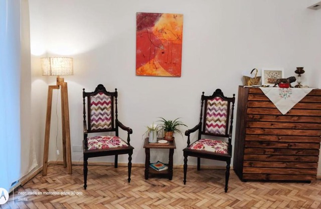 Dpto. en Almagro, frente al Hospital Italiano