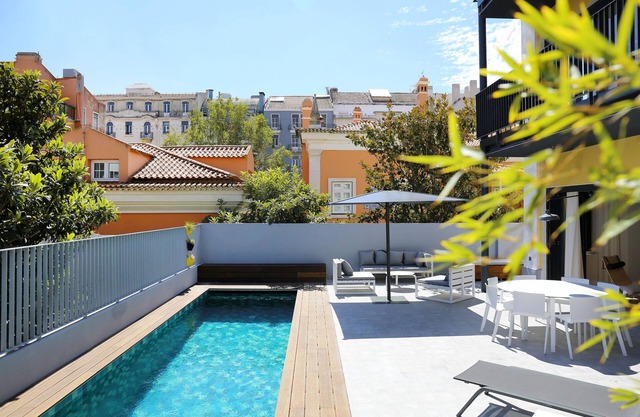 Traumwohnung mit eigenem Pool