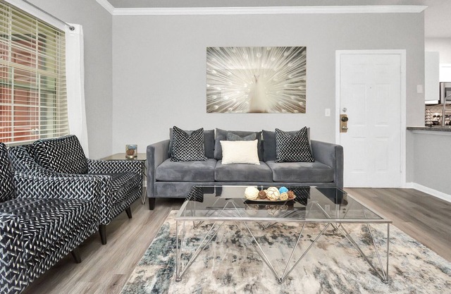 Dream Away 2 Bedroom 1 Bath Sleeps 6 Near NRG & Dwtwn Gym Pool