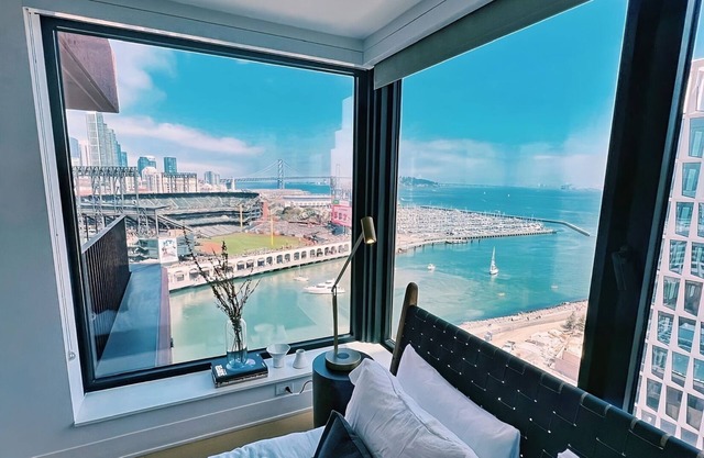 DREAM Condo in SF~𝐌𝐨𝐬𝐭 𝐢𝐜𝐨𝐧𝐢𝐜 𝐖𝐚𝐭𝐞𝐫𝐟𝐫𝐨𝐧𝐭 & 𝐂𝐢𝐭𝐲 𝐕𝐢𝐞𝐰
