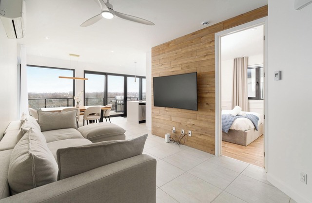 Dream Home Retreat - Condo Laval