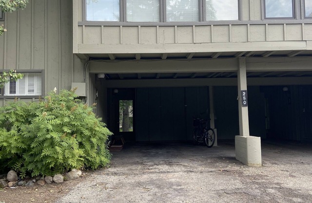 Dream location across from the bike path, 2 min to lift, 3 min to downtown