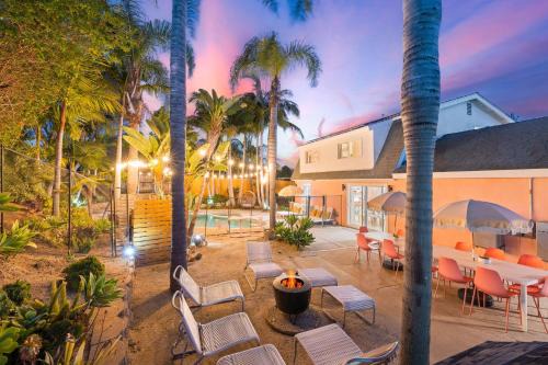 Dream Stay! Pool, Hot Tub, PacMan,Foosball and More!