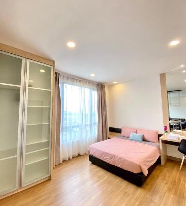 Dream Suite 2 - Landmark Residence 1, High Floor, Nice view, Wi-Fi & Tv Box
